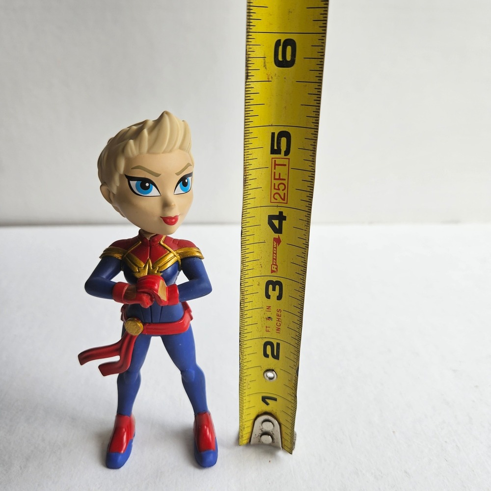 Marvel Captain Marvel Carol Danvers 5 Inch Stylized Action Figure Blue Red Gold - Picture 5 of 5